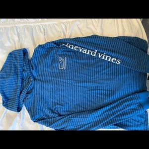 BNWOT Boys Vineyard Vines Pullover